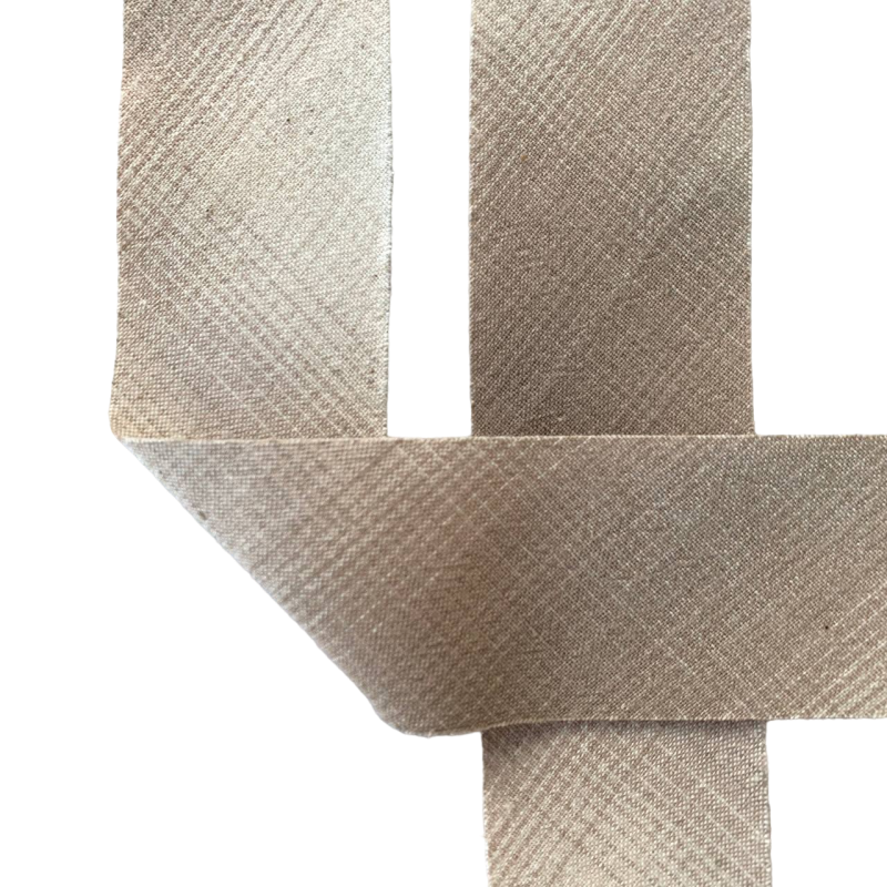 Фото Косая бейка из фактурного хлопка светло-бежево-серый градиент 1