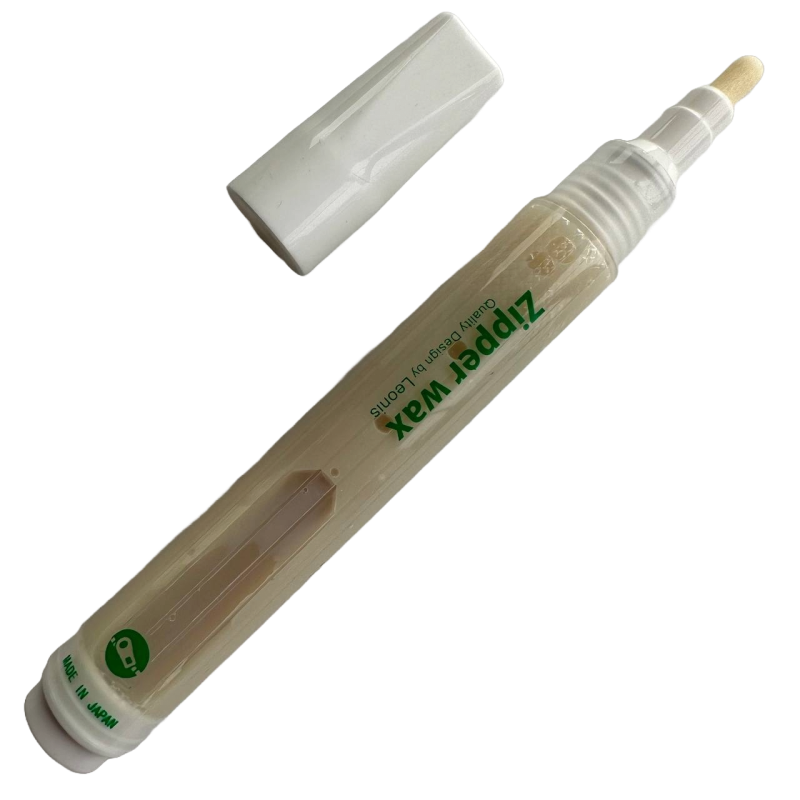 Фото Средство для молний замков «Zipper wax». Плавное скольжение. Япония 3
